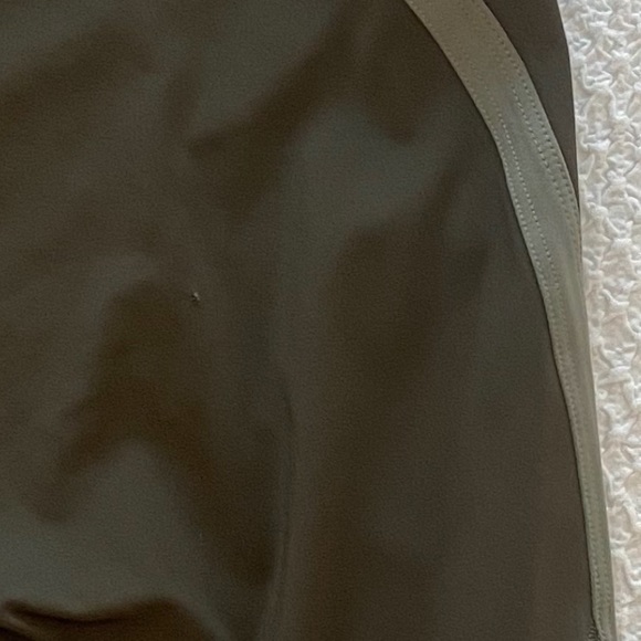 Lululemon tights - Picture 3 of 3